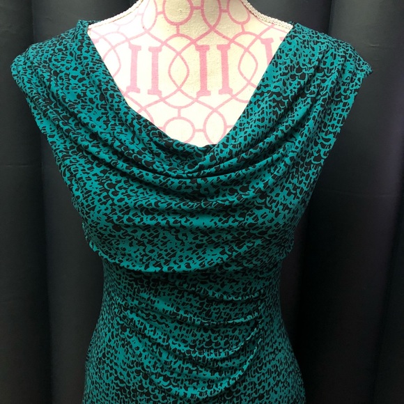 đź‘—beautiful cyan dress đź‘— - Picture 2 of 5